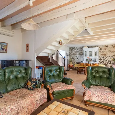 L'authentique Maison Bearnaise Vakantiehuis Lagor